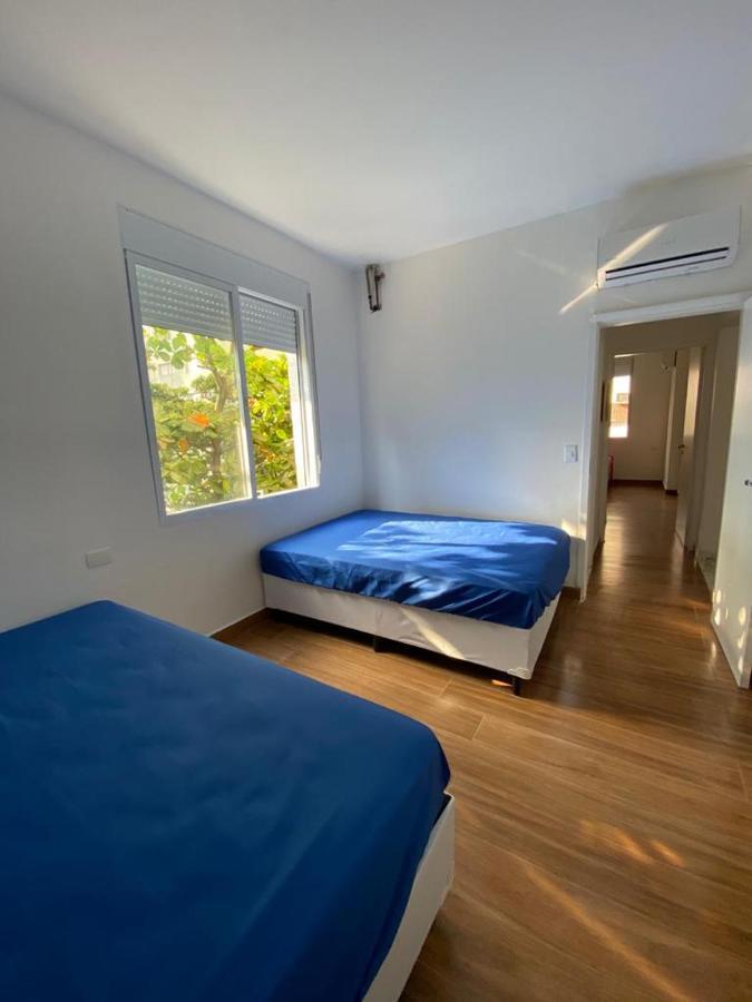Apartamento Guaruja Pitangueiras 50 Metros Da Praia. Kültér fotó